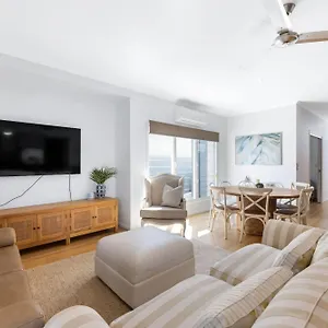  Holiday home Hamptons Manor On The Park